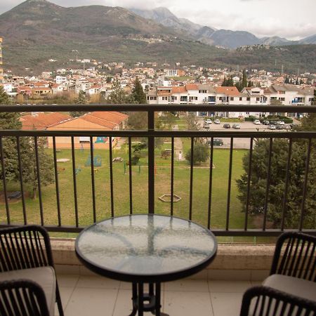 Apartment Plamenatz Bar Bagian luar foto